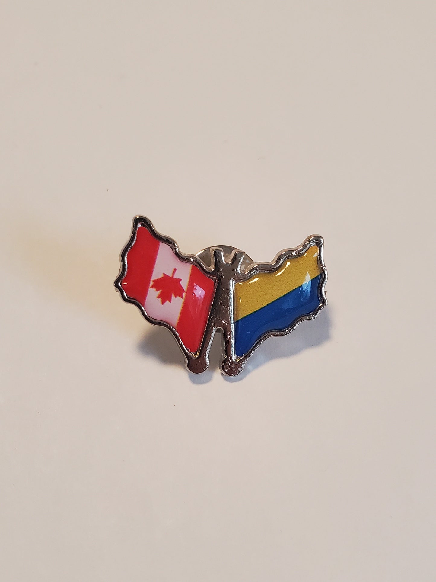 Canada and Ukraine flag icon