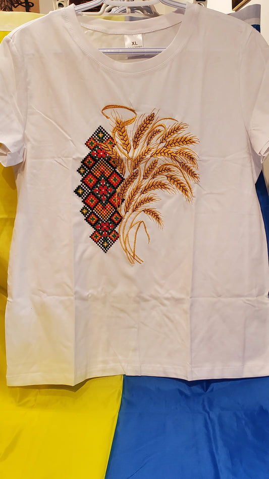 Embroidered women's T-shirt "Galychanka" white/ornament L, XL