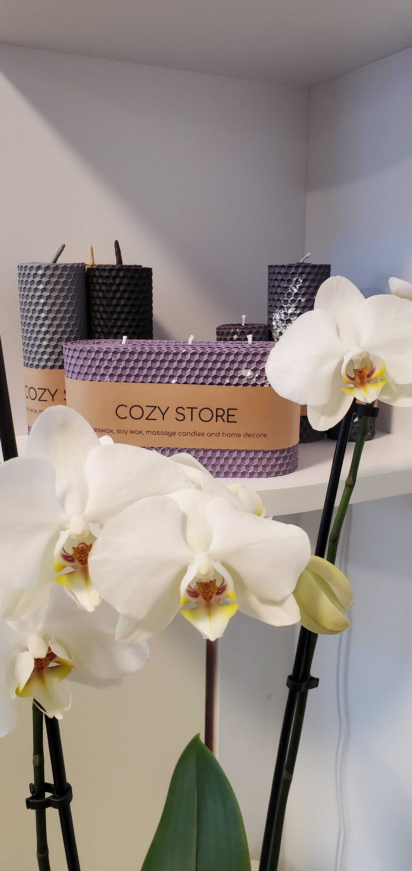 Candle with soy and beeswax oval