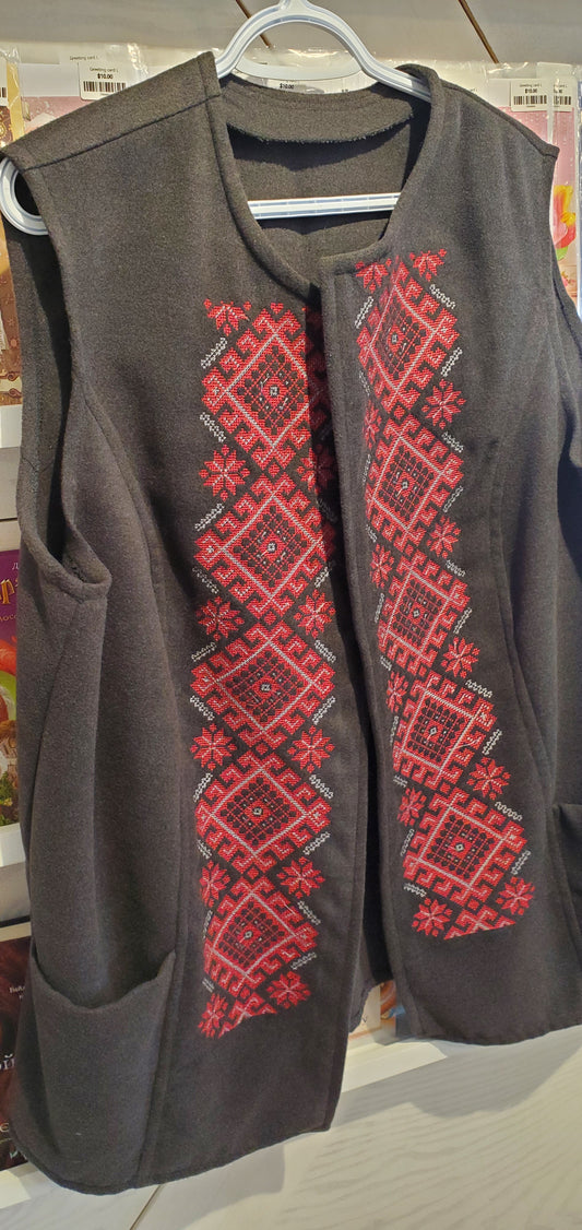 Embroidered vest grey/red ornament