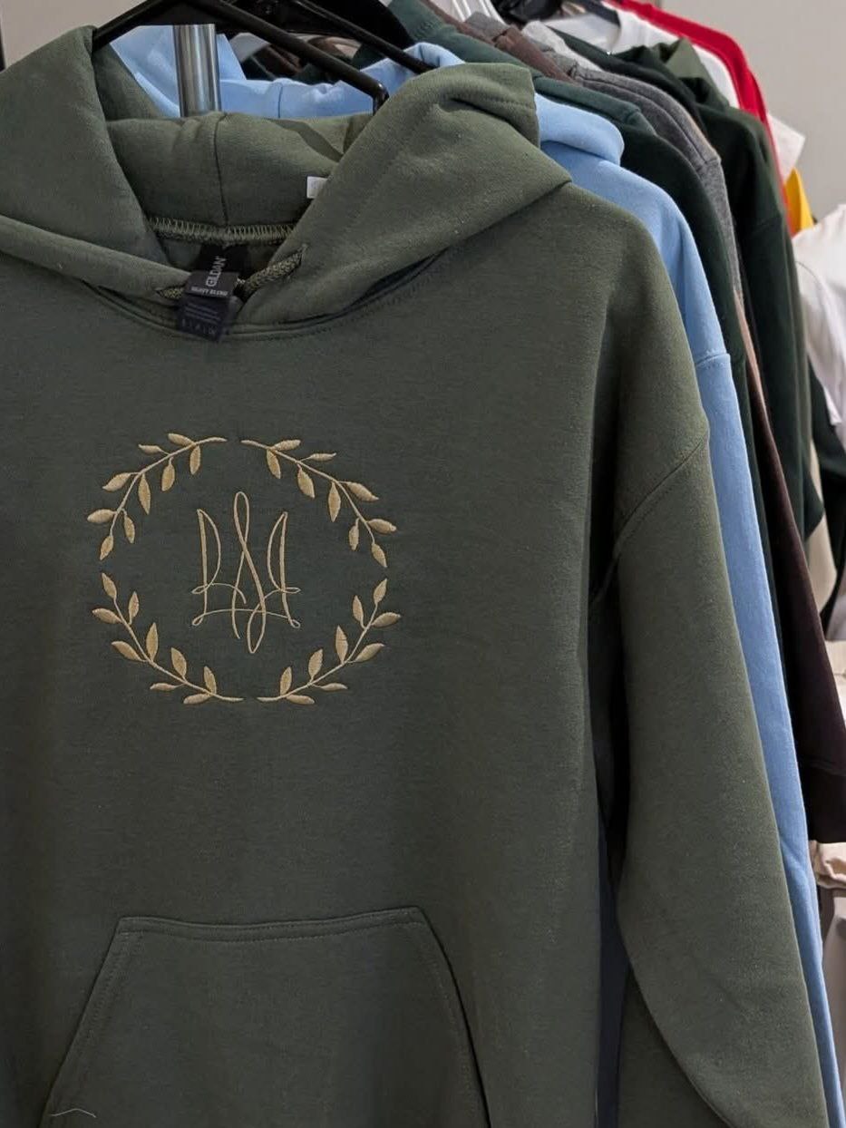 Hoodie with embroidery T2, green, size S,M