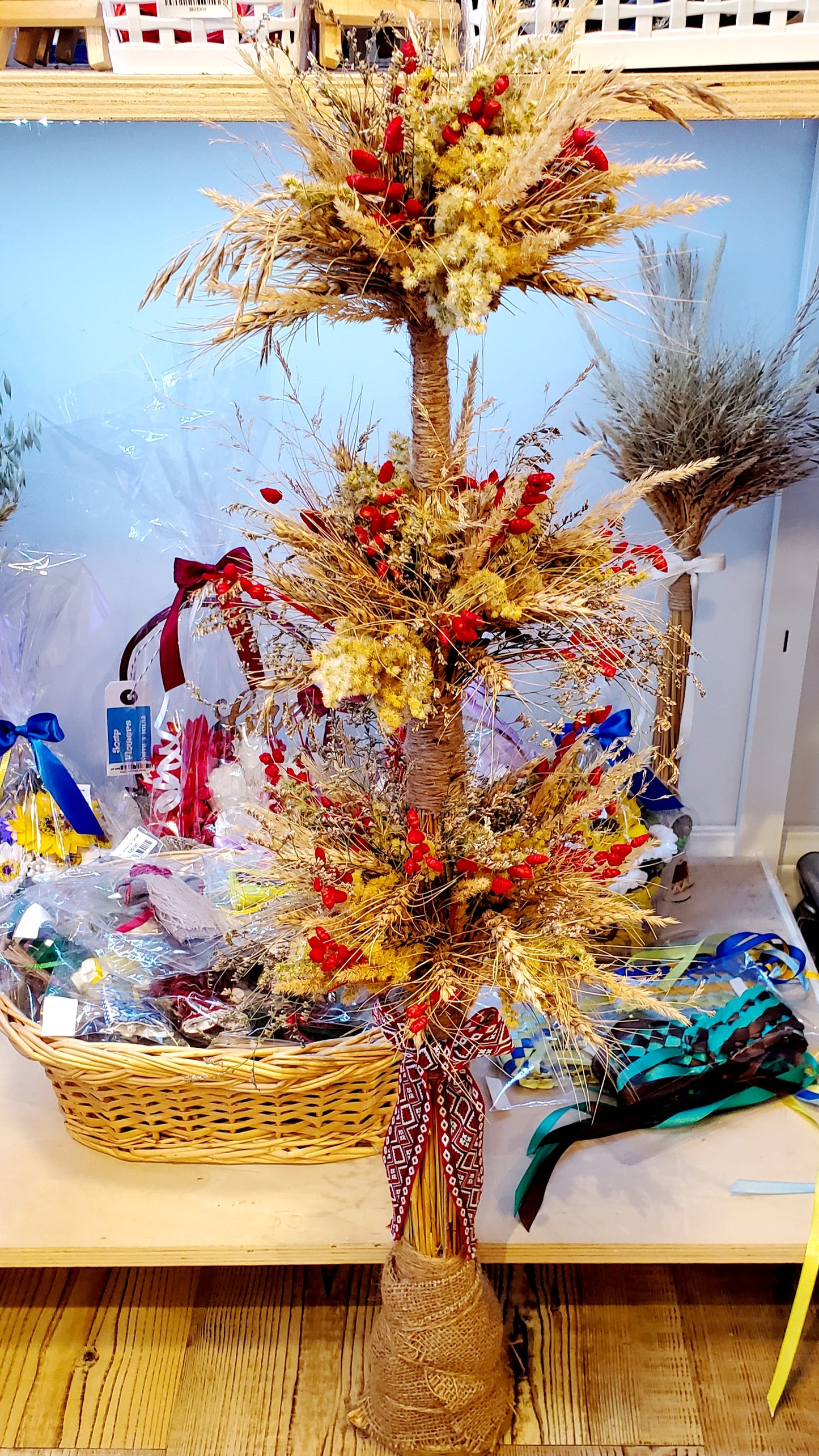 Didukh with a red bow