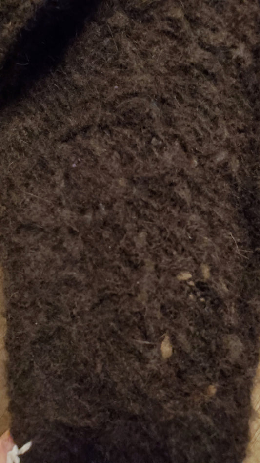 Shawl made of Newfoundland dog wool