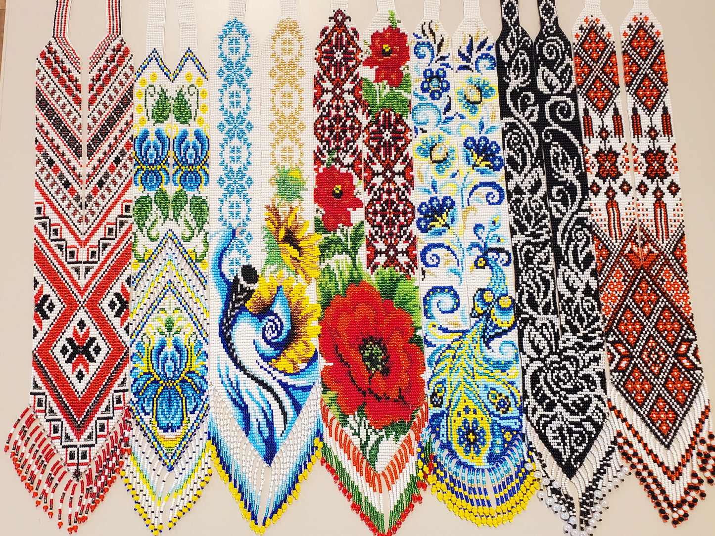 Beaded necklace "Gerdan"