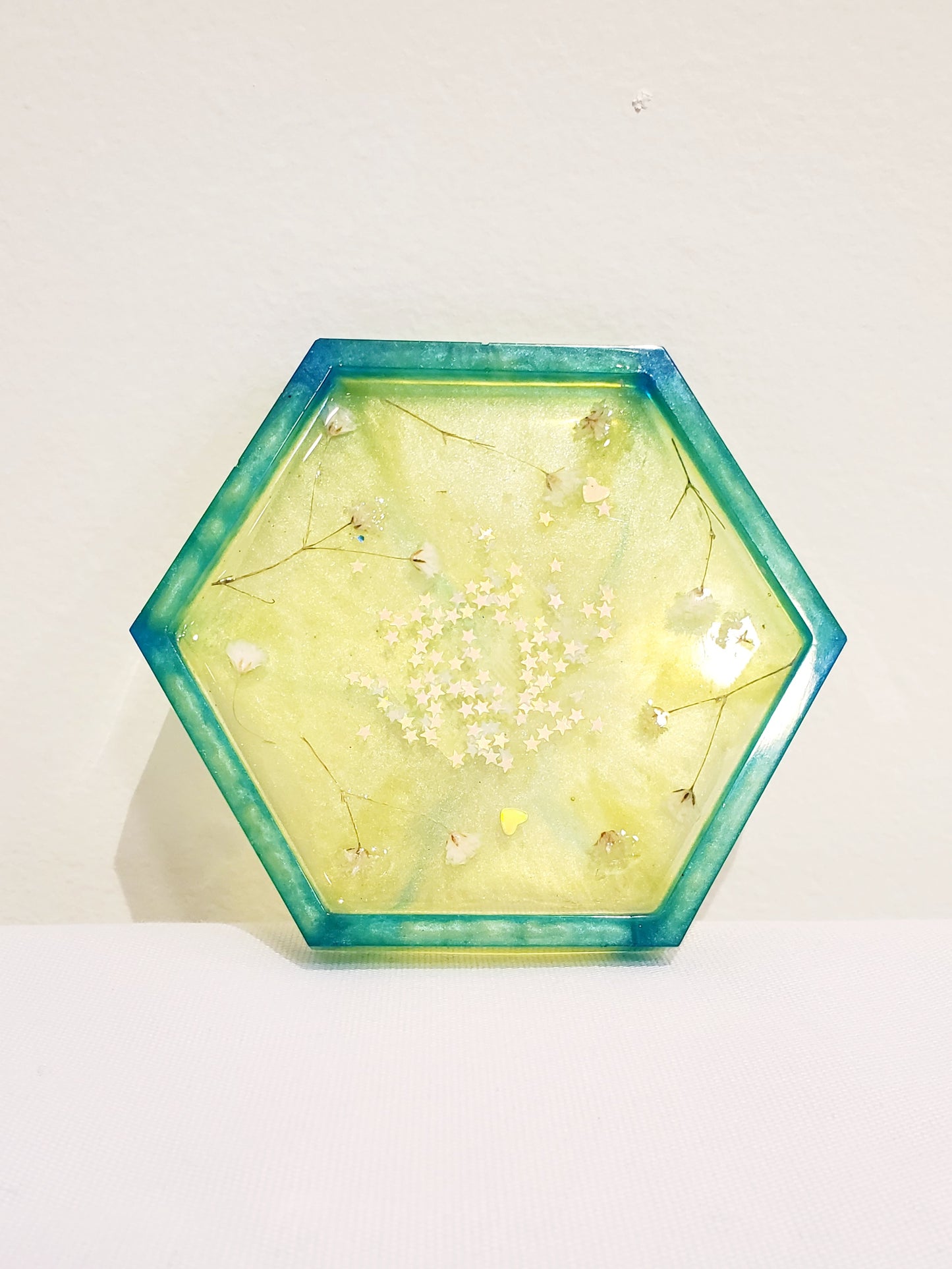 Resin Epoxy jewelry storage stands with real flowers