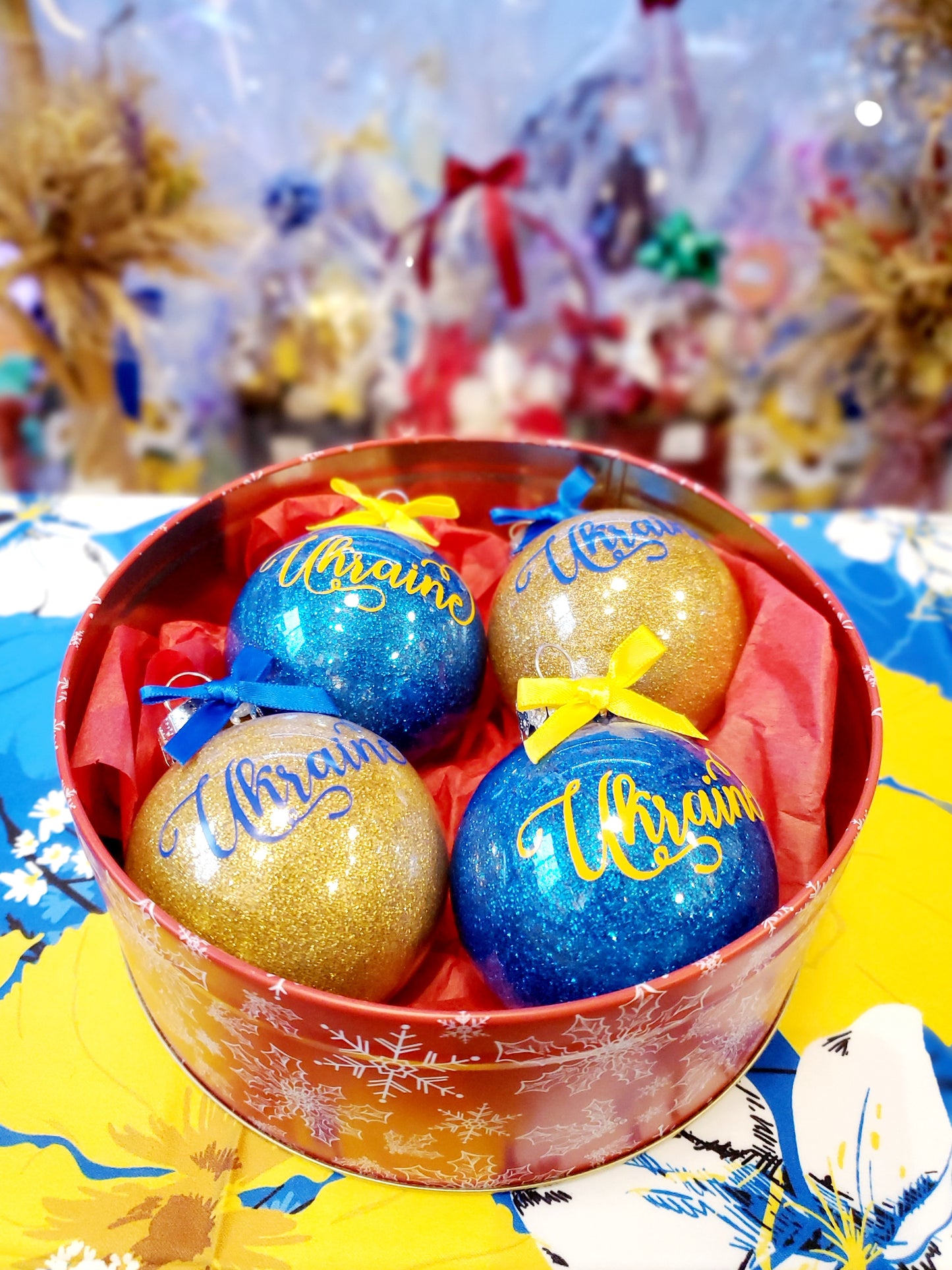 Christmas tree balls set 4 pcs