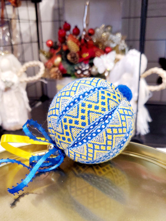 Christmas Ball UA Mix T1