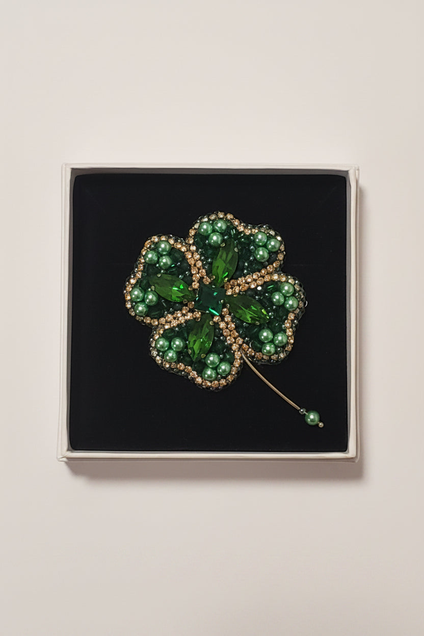 Brooch Clover green