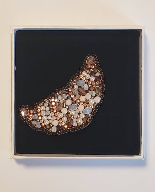 Brooch Croissant