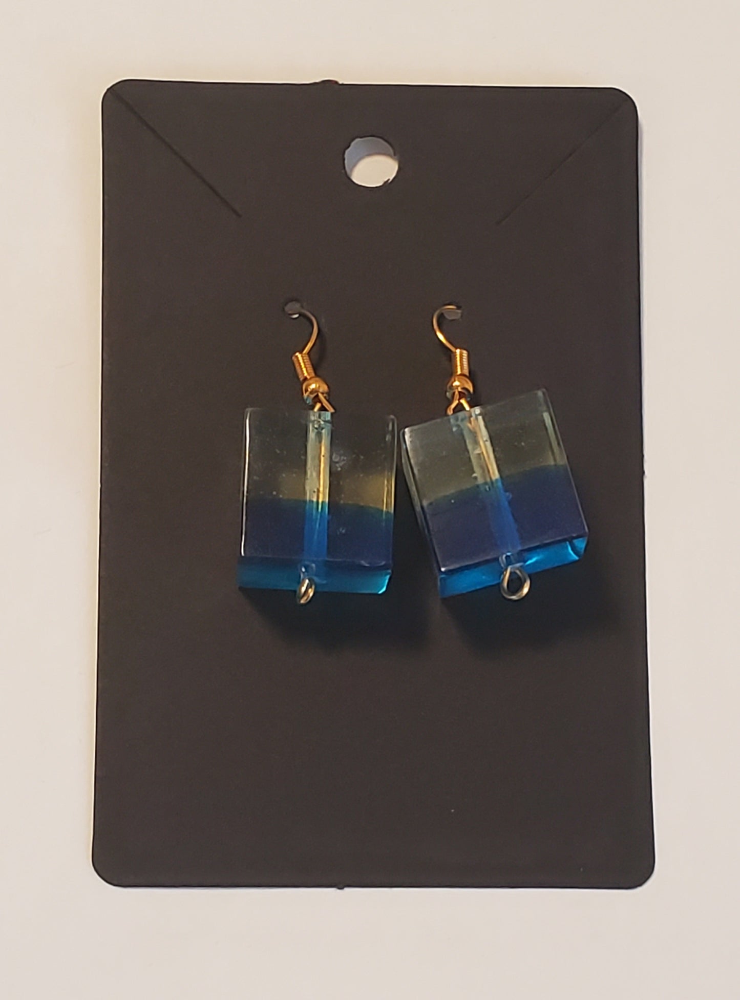 Earrings pair cube of two colors