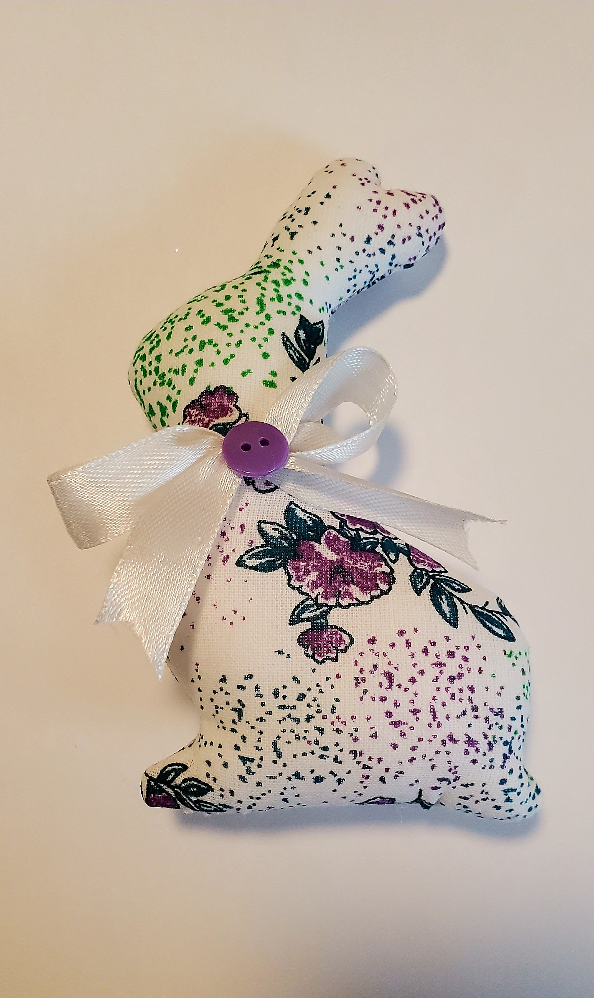 Toy Rabbit small