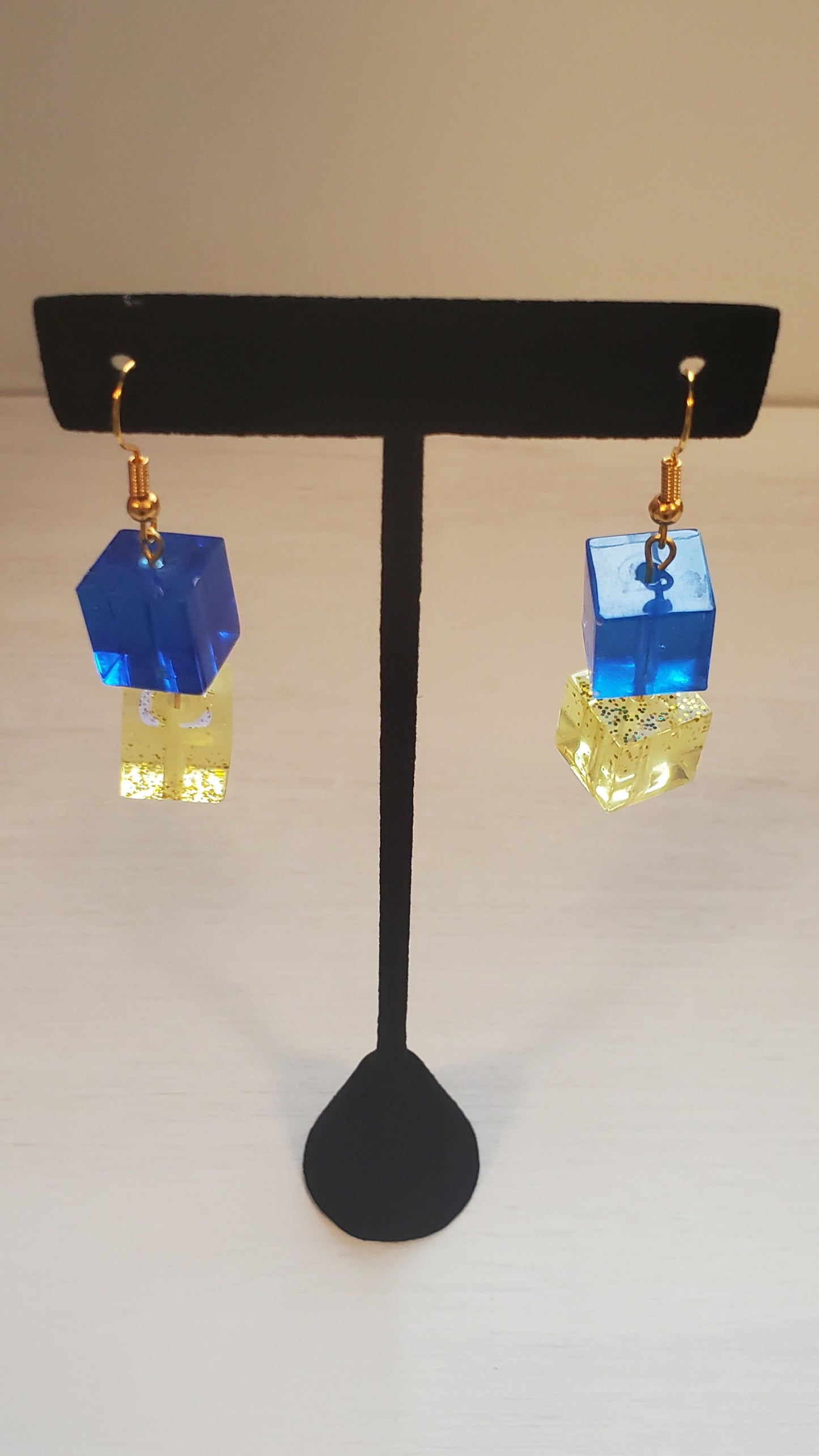 Earrings pair mix