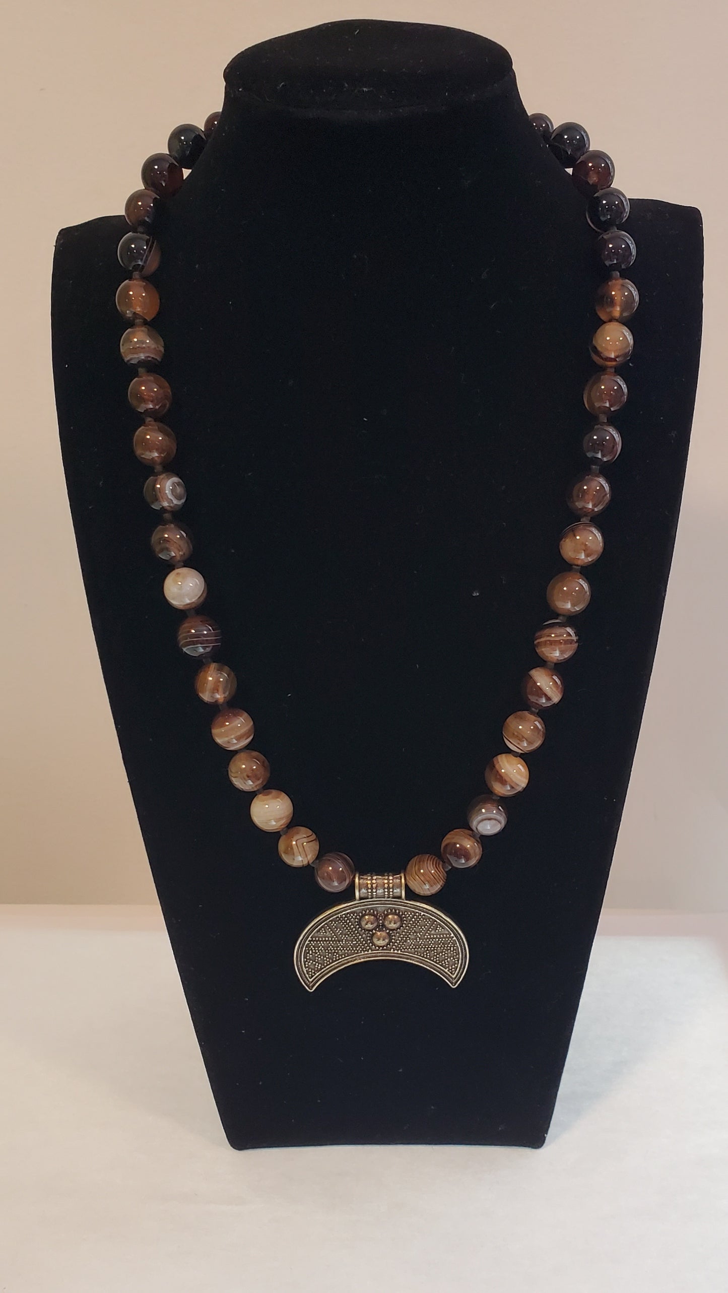 Necklace Agat brown