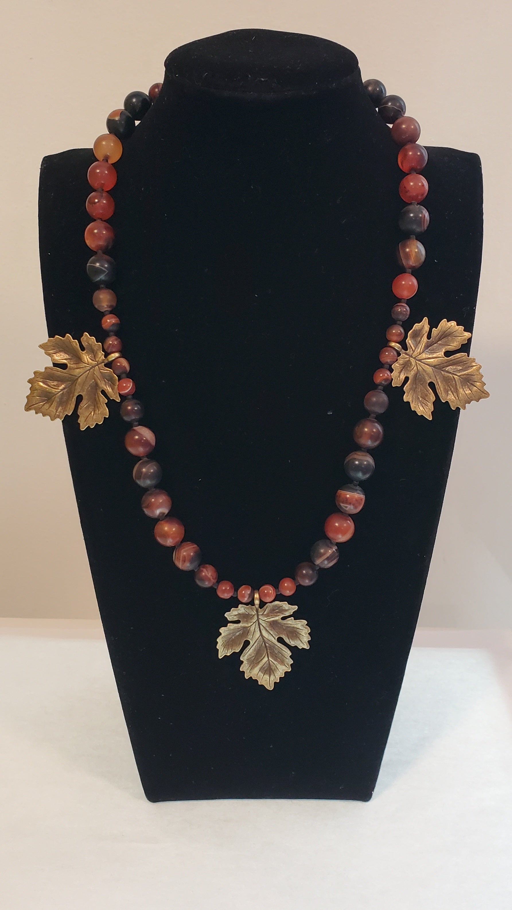 Necklace Agat brown