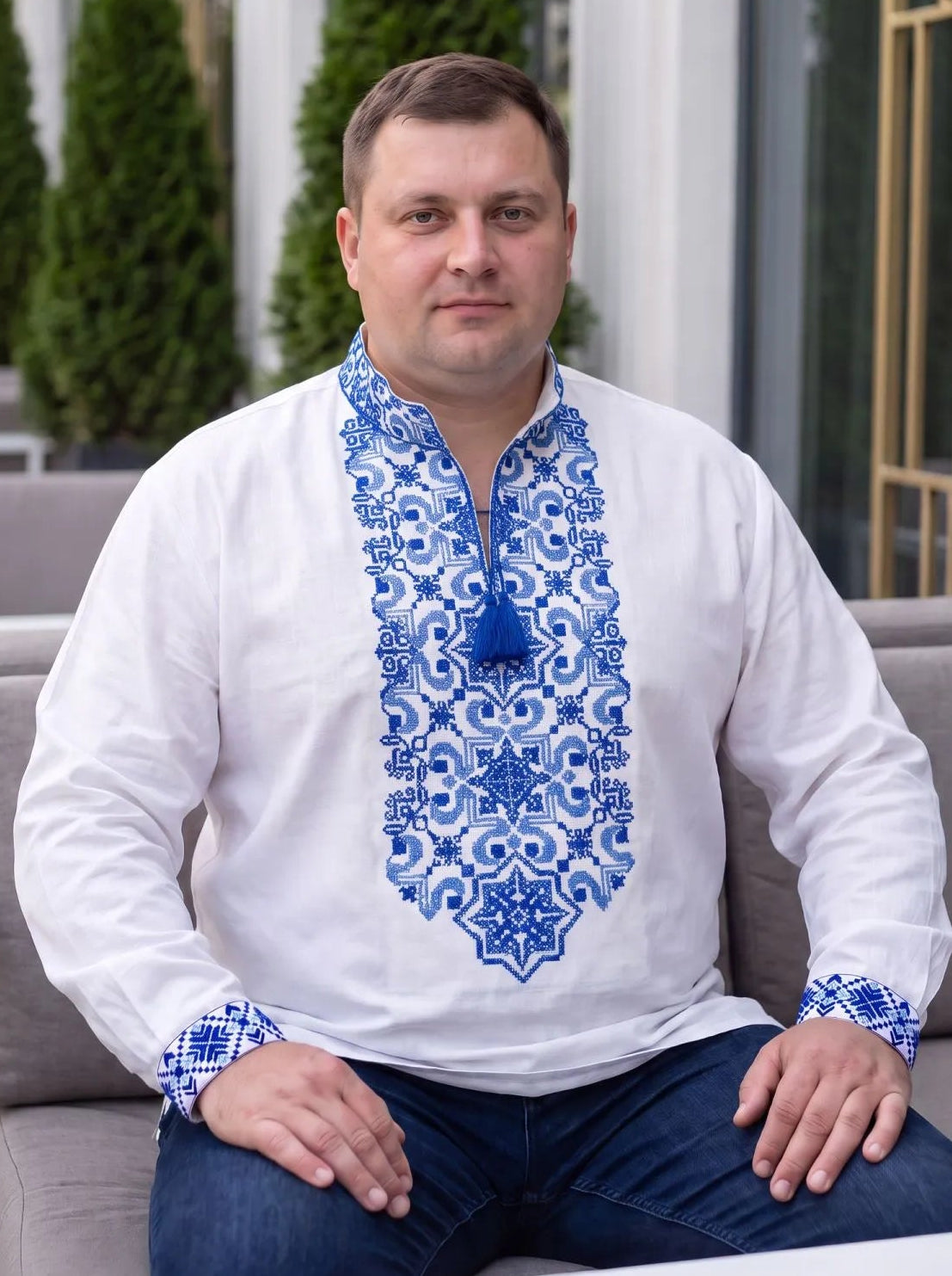 Men's embroidered shirt "Colonel Plus" (white with blue)
