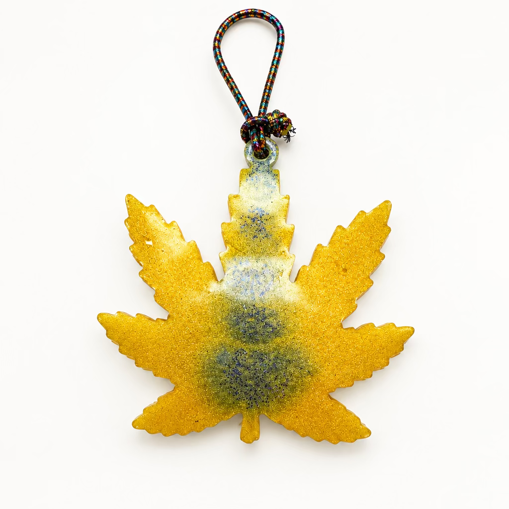 Maple leaf (christmas tree ornament)