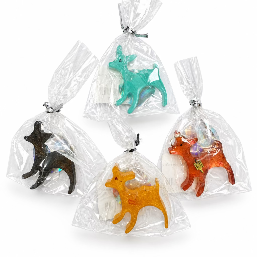 Epoxy resin toy mix