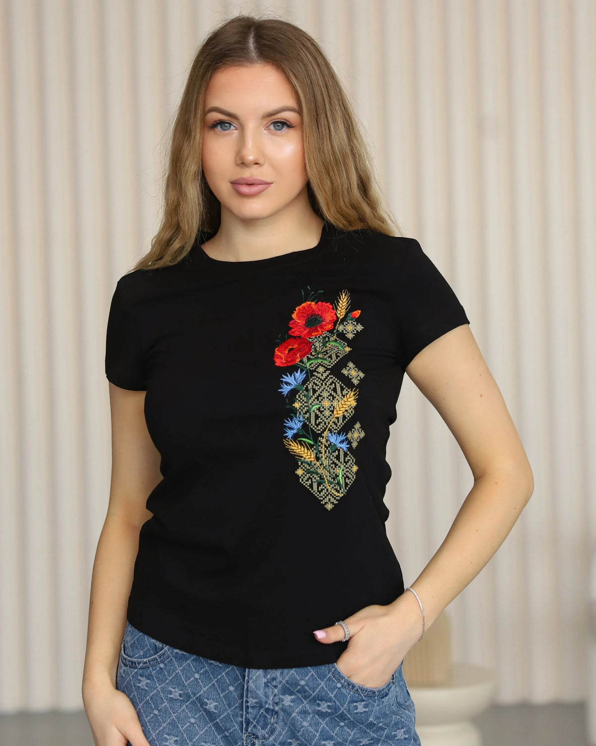 Women's Embroidered T-Shirt "Flowers" (black), Size S