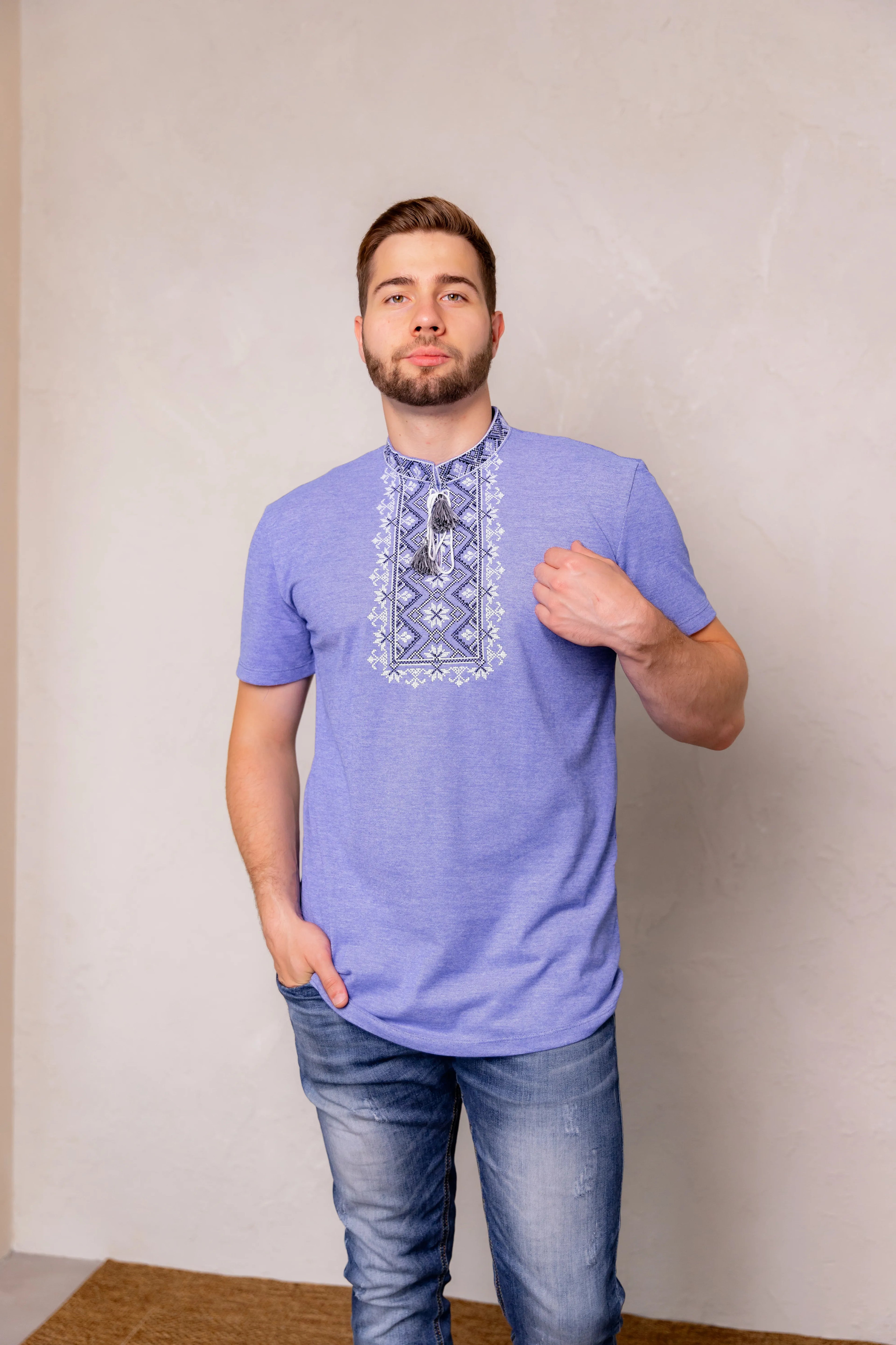 Men's embroidered T-shirt "Starfall" (jeans with black and white)