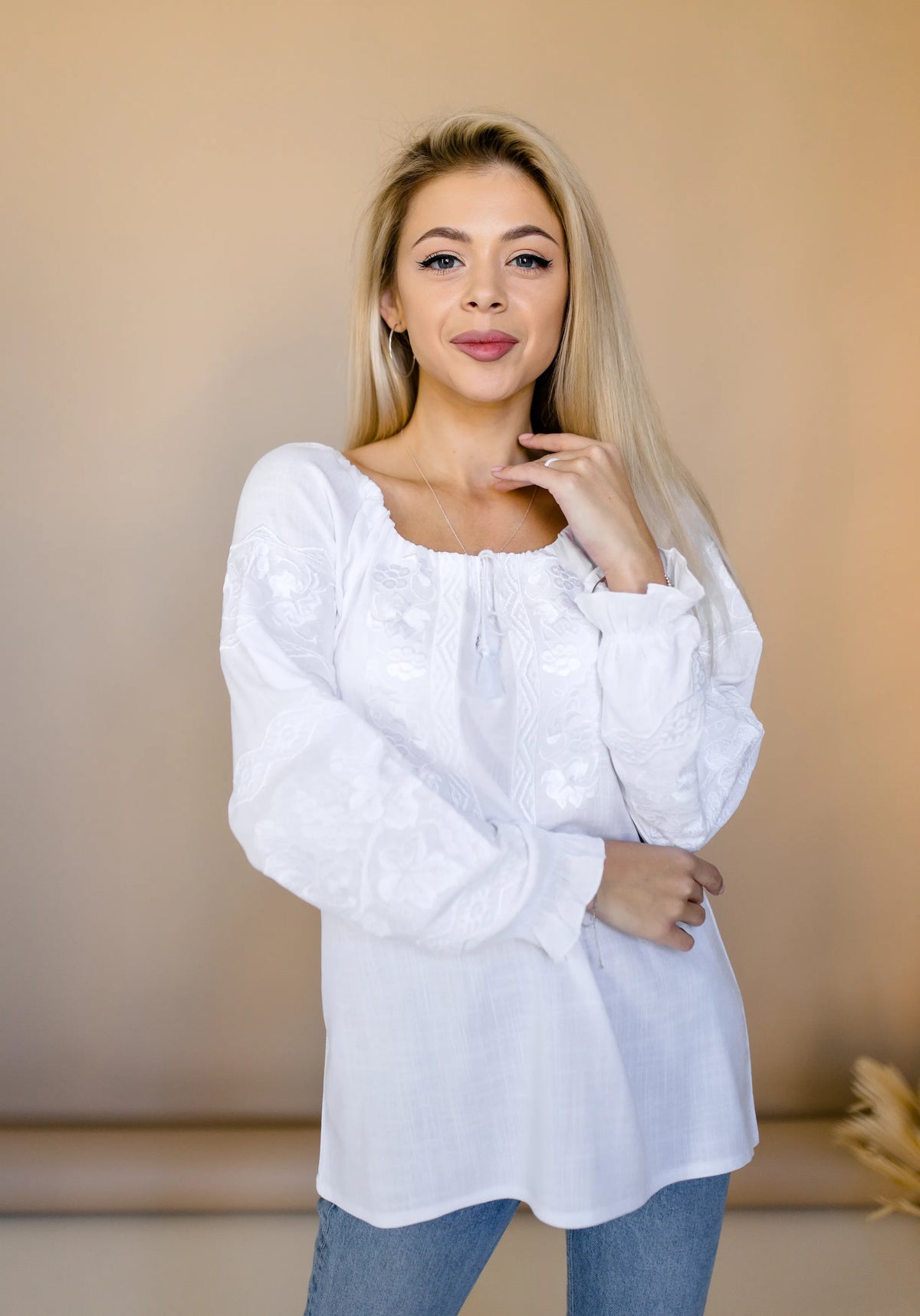 Women's embroidered blouse "Livia", Size M (white)