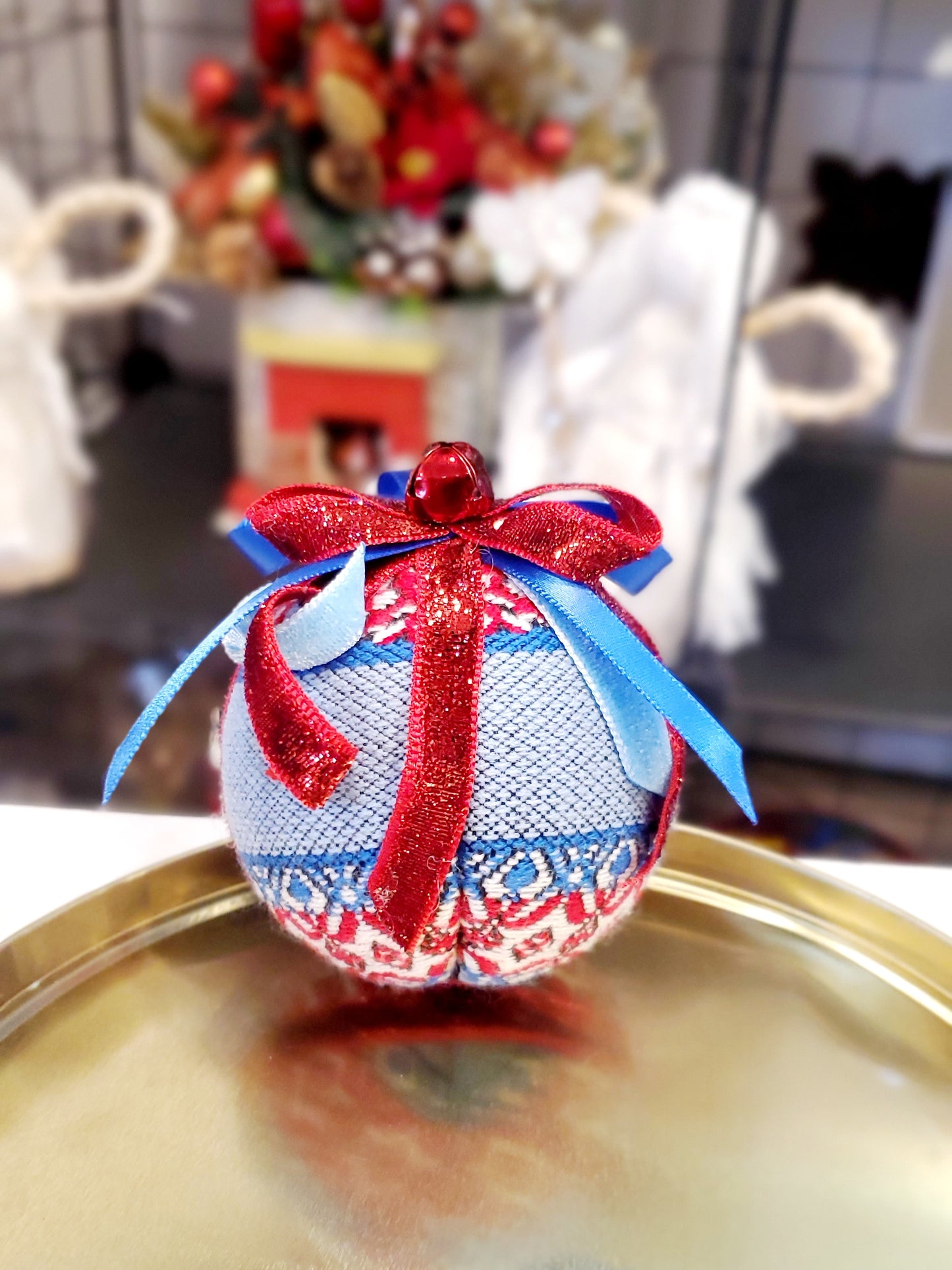 Christmas Ball UA Mix T1