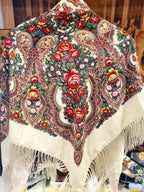 Shawl UA (Wool 80% Viscose 20%)