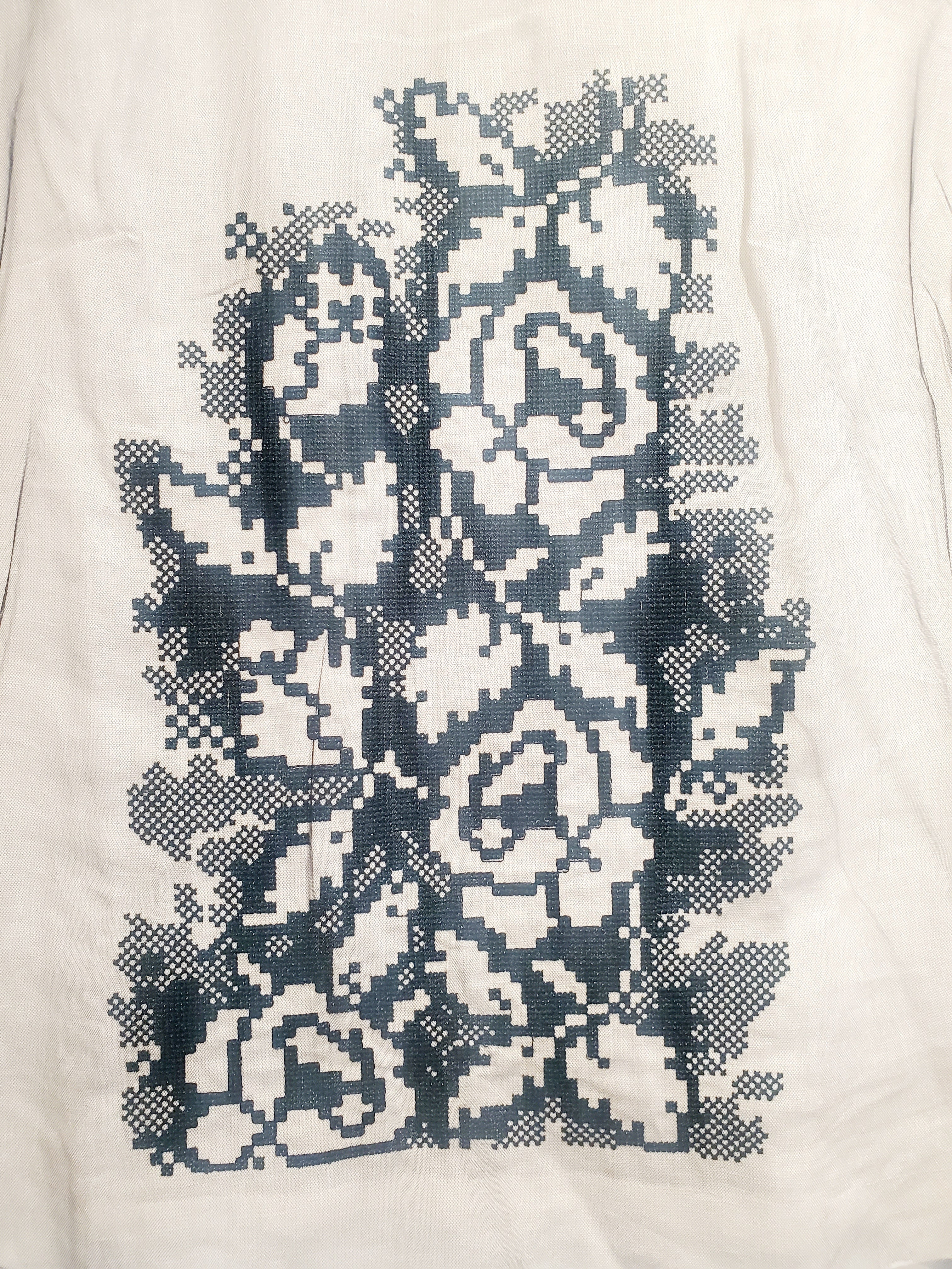 Linen Embroidered Women's T-shirt, Size M, Xl