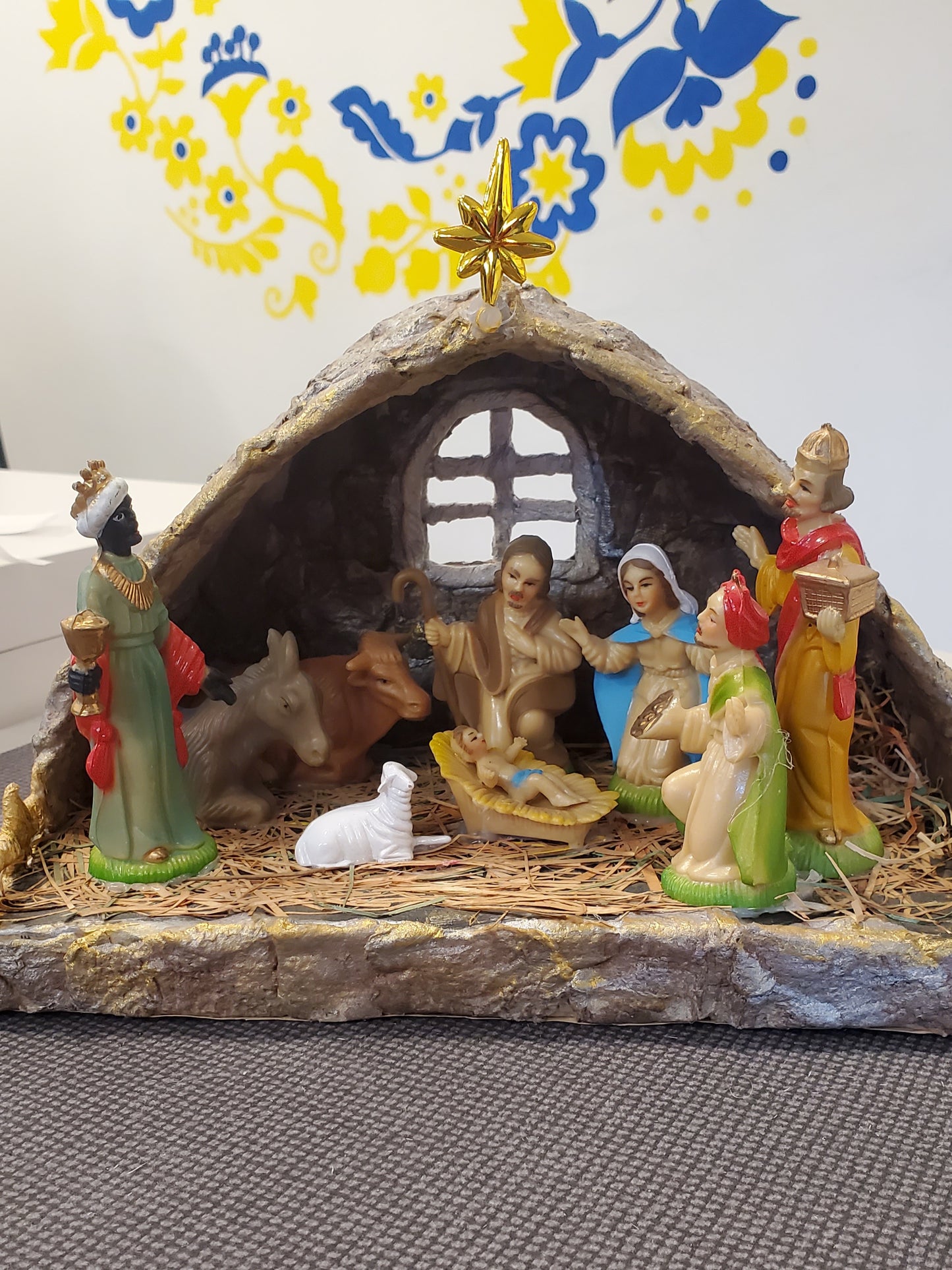 Nativity scene Christmas “ Vertep” Medium