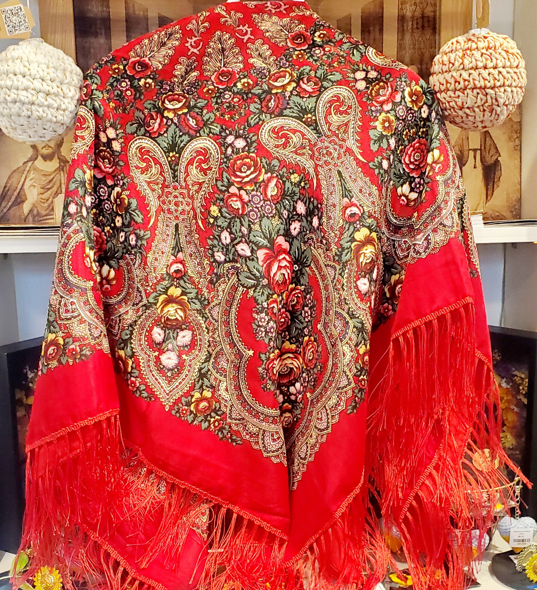 Shawl UA (Wool 80% Viscose 20%)