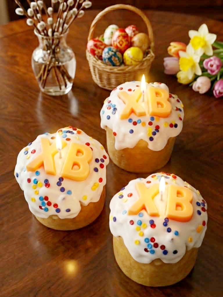 Easter Soy Candle "Paska XB"