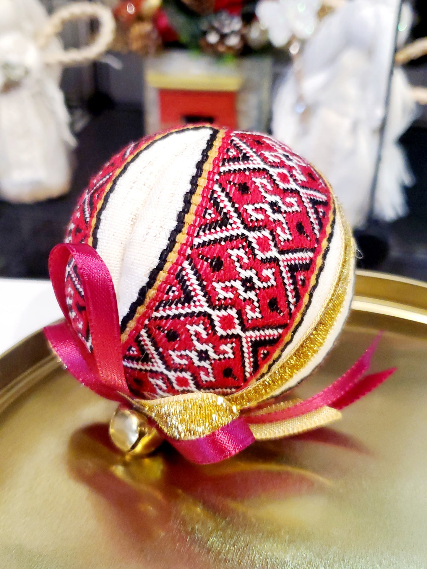 Christmas Ball UA Mix T1