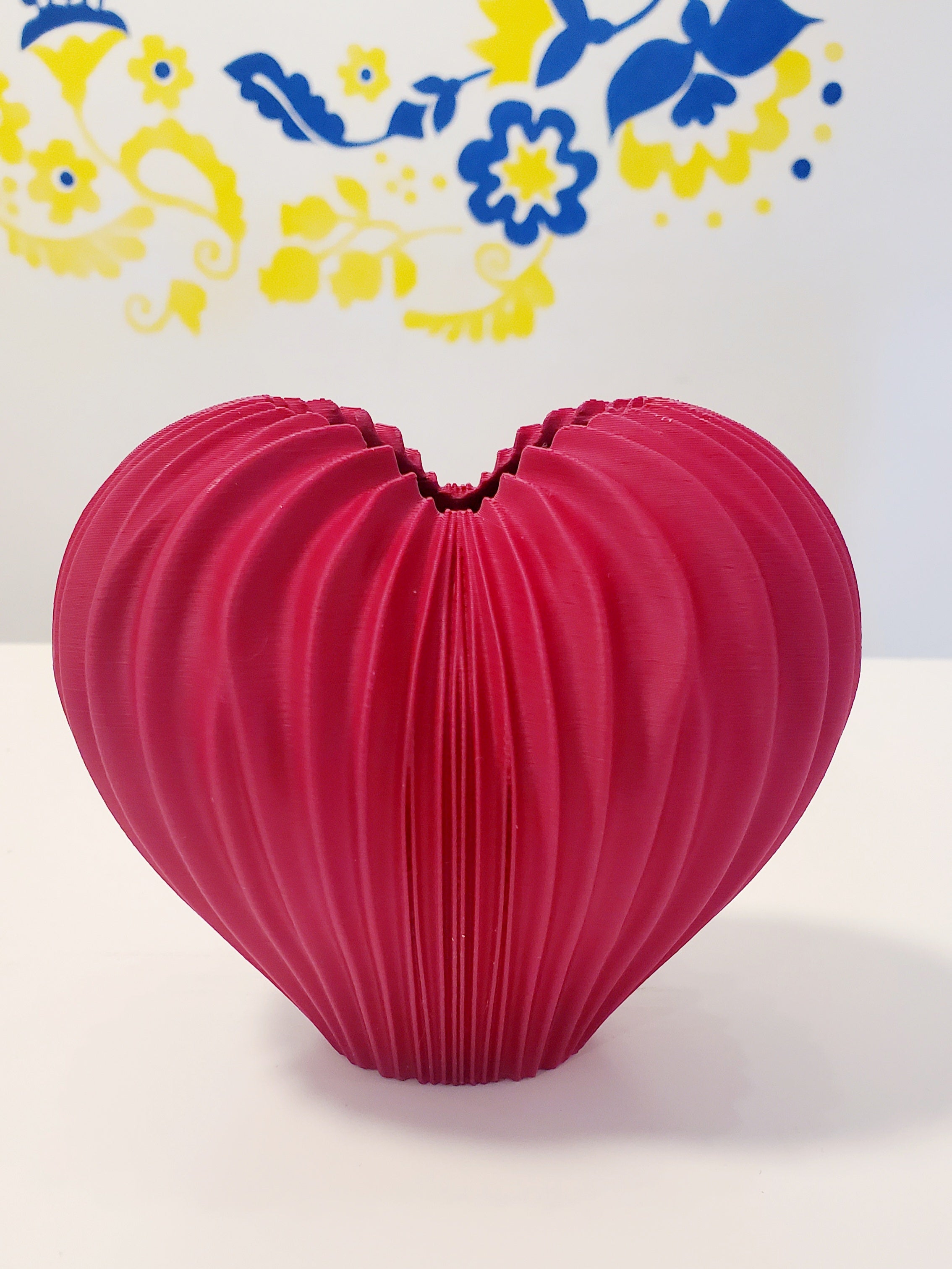 3D Printed Vase Heart Medium