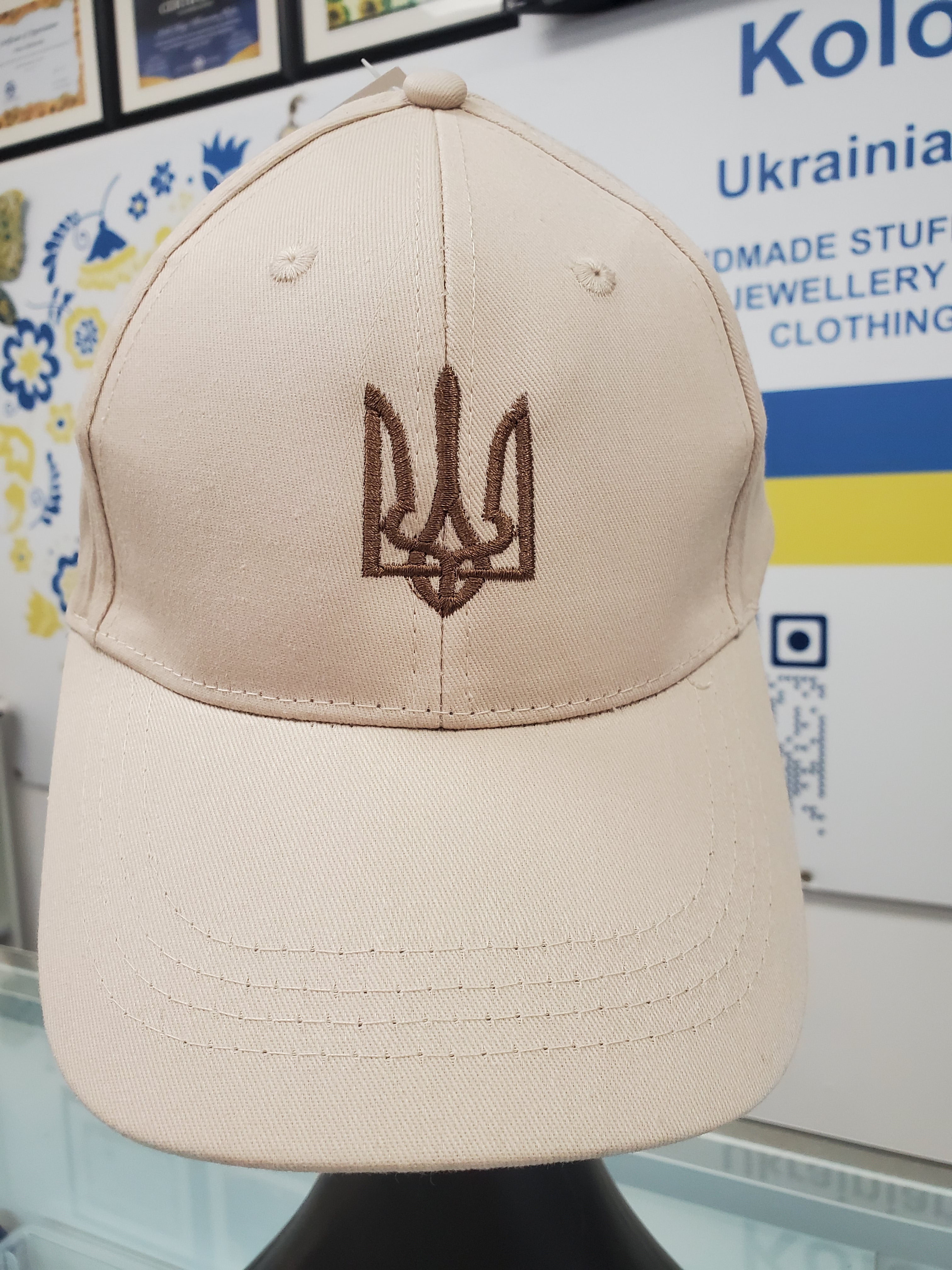 Cap with embroidery T2 (Beige/Blue/White/Pink/Cream)