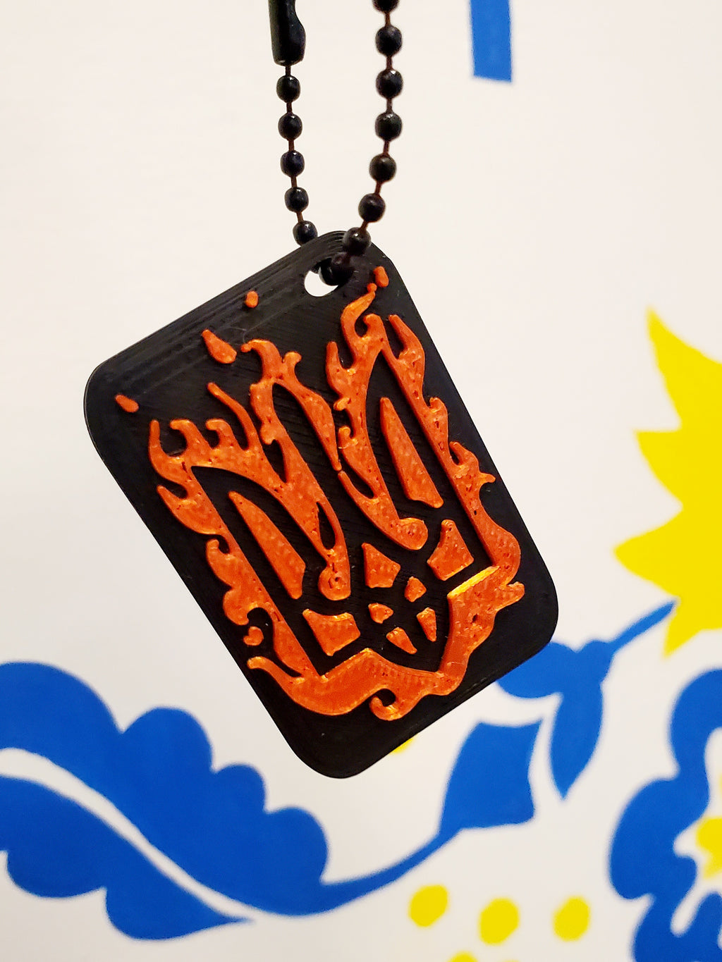 3D Printed Keychain with Trident (Black\Blue)