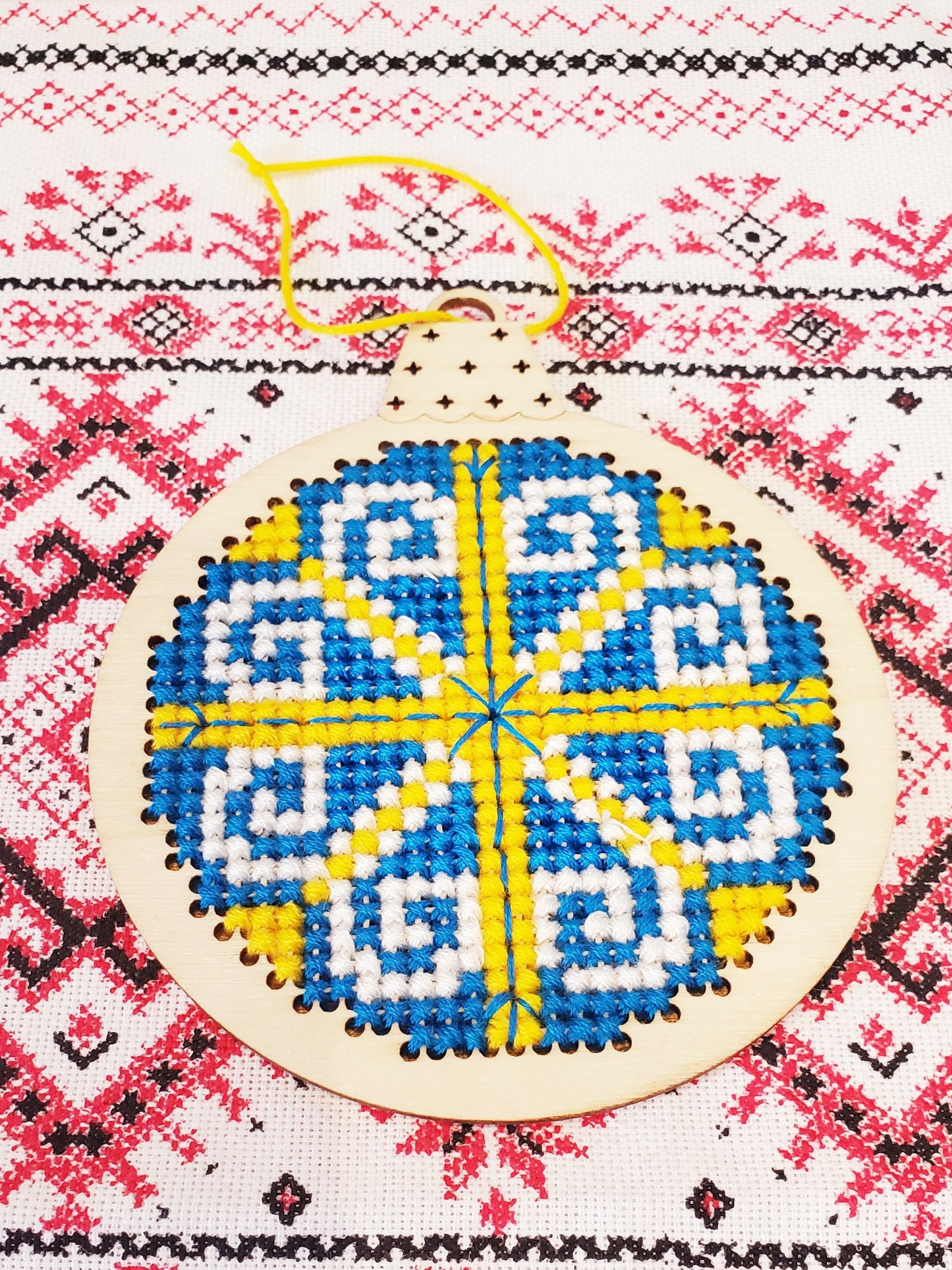 Christmas Ball UA (wood + embroidery)