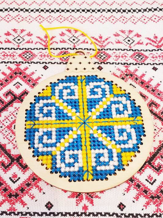 Christmas Ball UA (wood + embroidery)