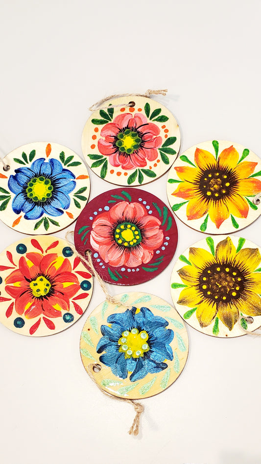 Souvenir picture on round wood T2