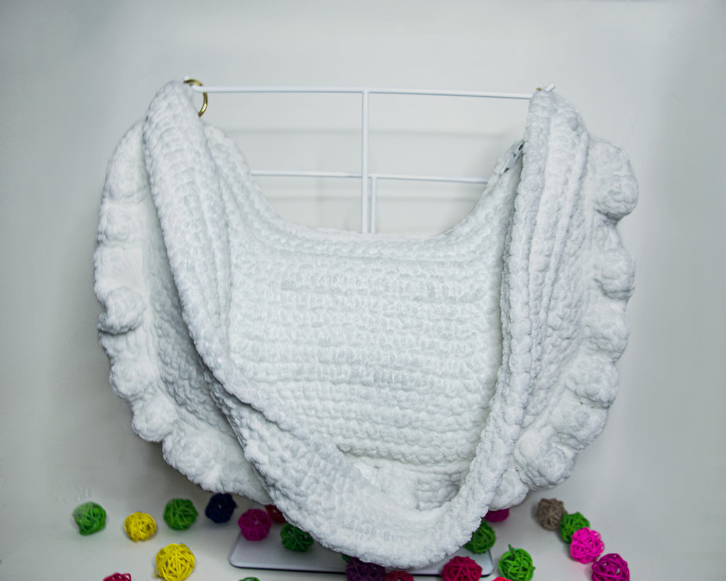 Knitted women bag "Varenyk"