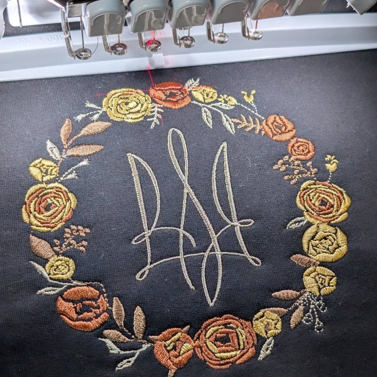 Hoodie embroidered black flowers wreath S