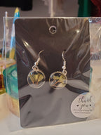 Earrings with flowers/cube of two colors