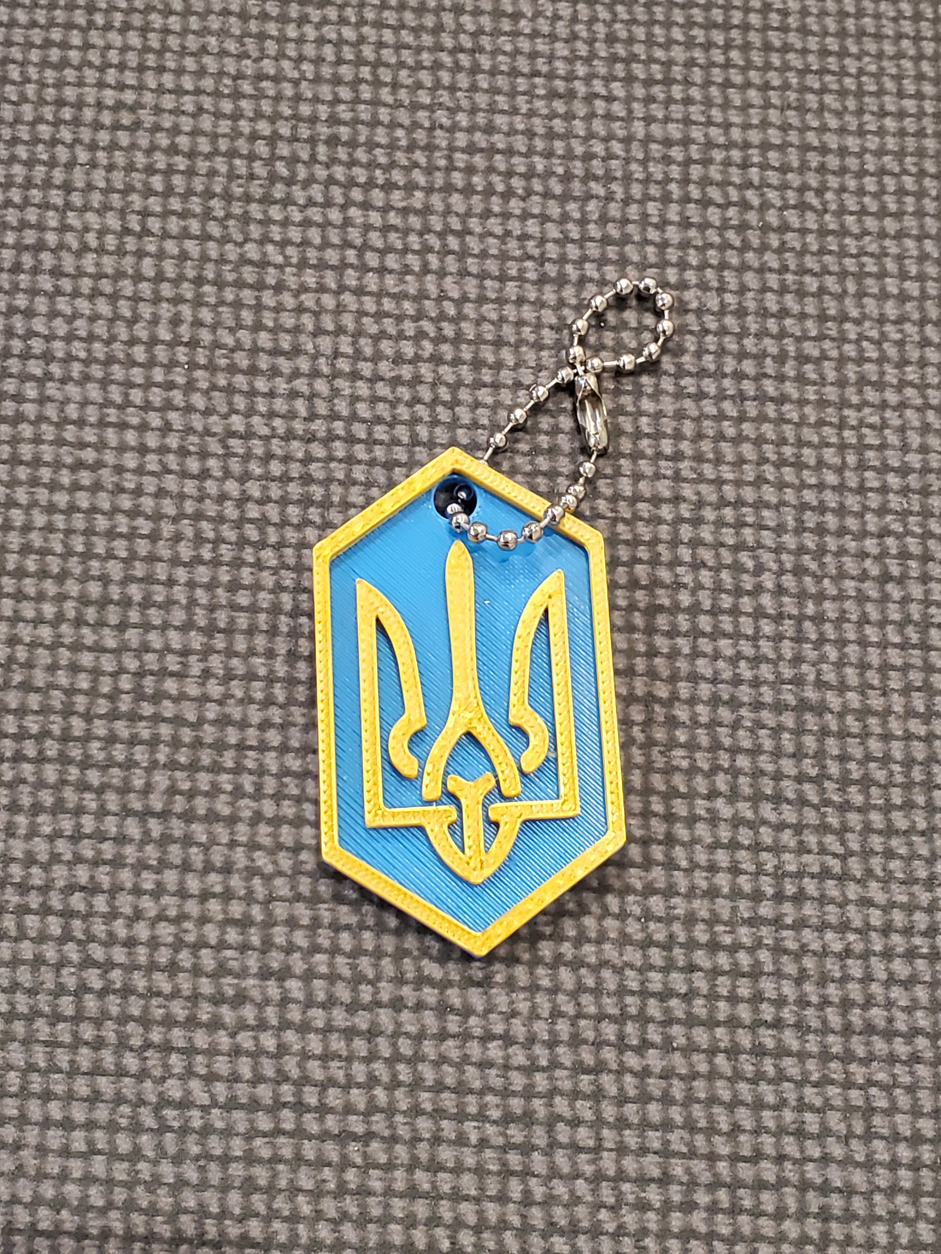 3D Print Keychain Trident