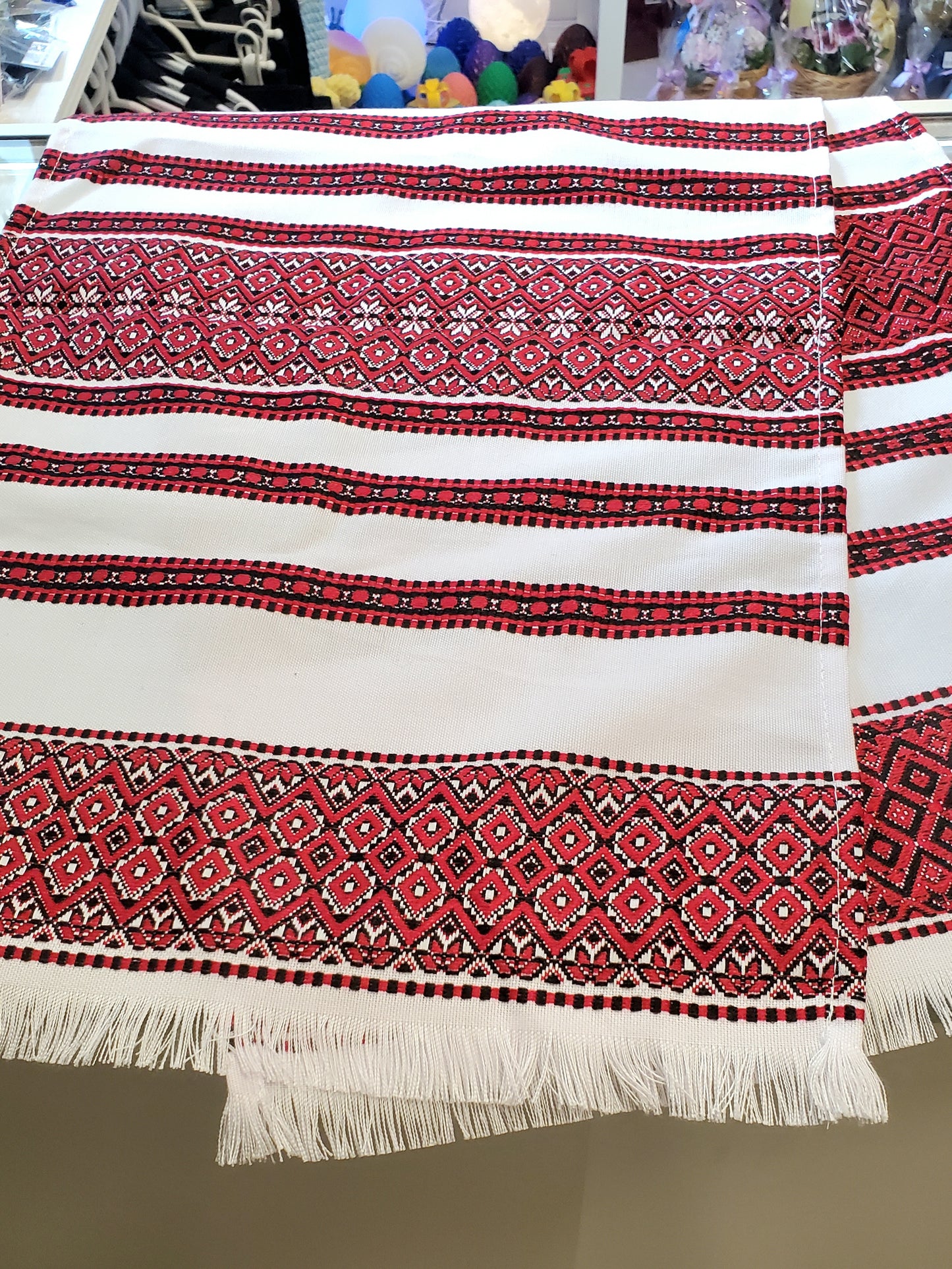 Embroidered Towel red/blk