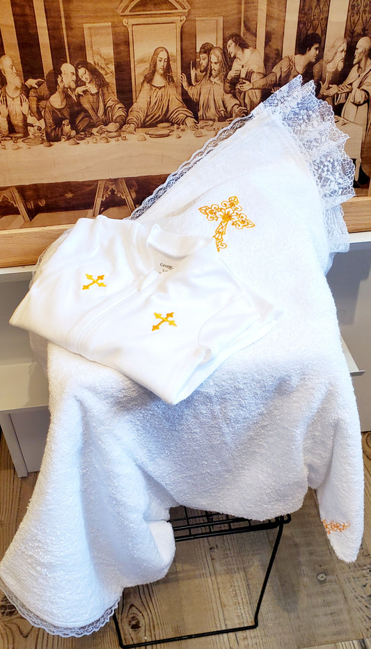 Embroidered set for baptism "Kryghma" 3-6 month