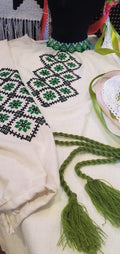 Embroidered blouse green/blk (handmade)