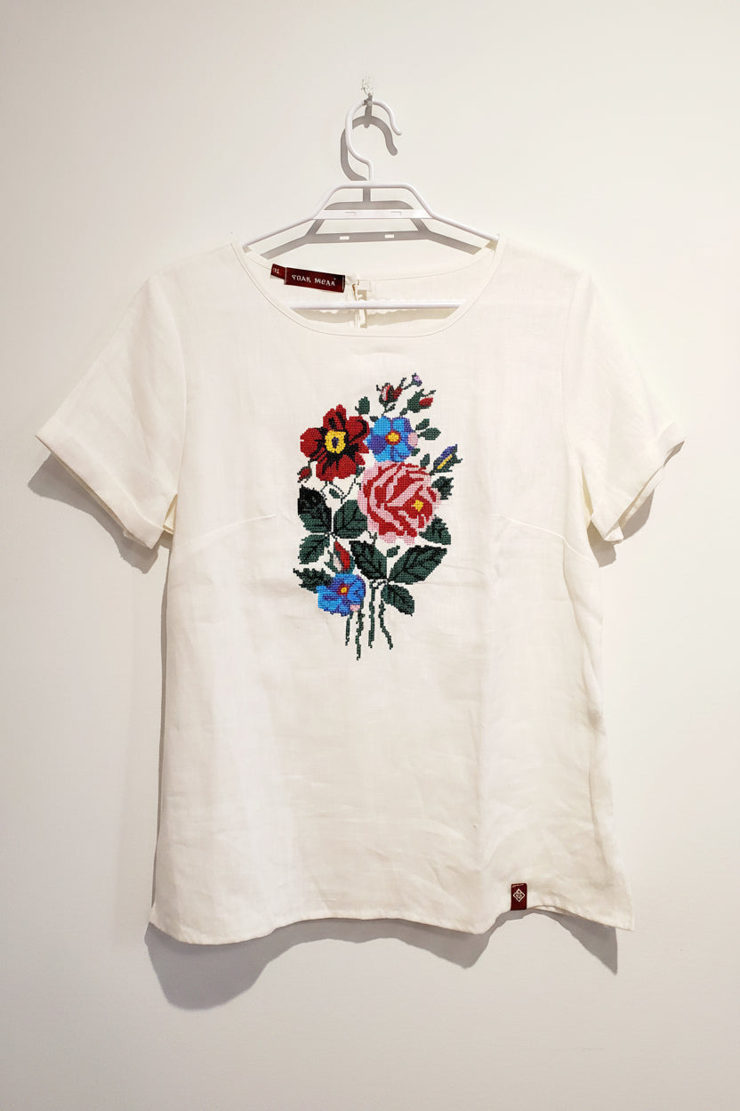 Linen Embroidered Women's T-shirt, Size M, Xl