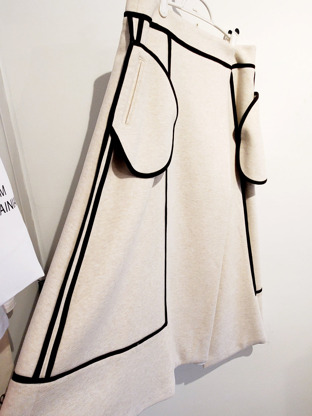 Skirt (beige with brown), Size L
