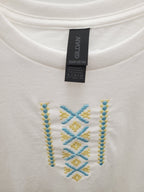 T-shirt kids with embroidery (Size Youth M, Youth XL)