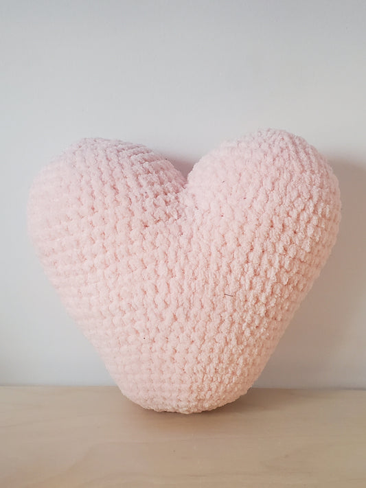 Knitted Heart (pink)