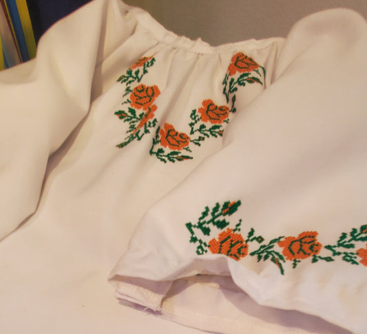 Embroidered girl's blouse orange/green