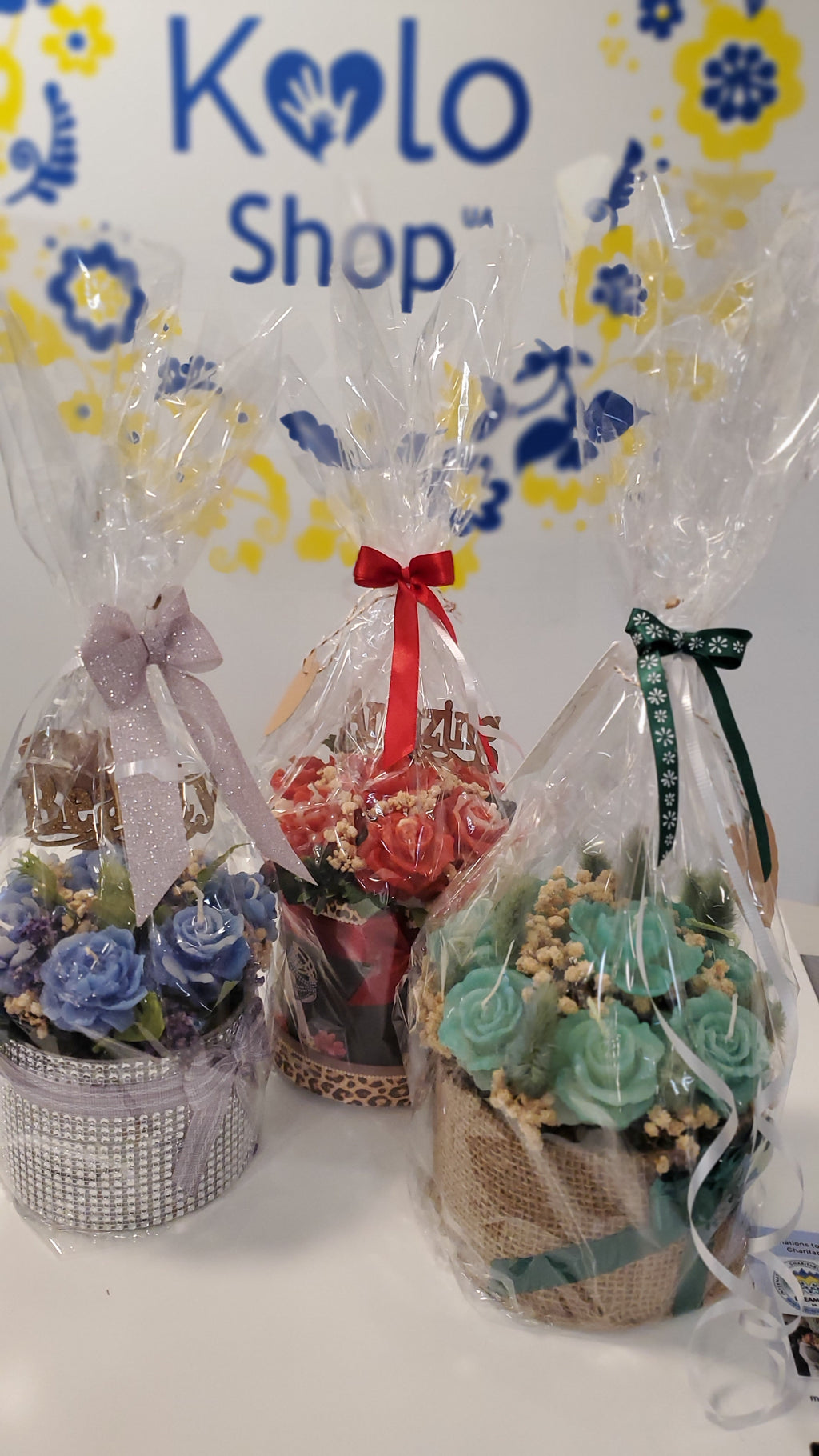 Valentine's Day gift Candles flowers composition